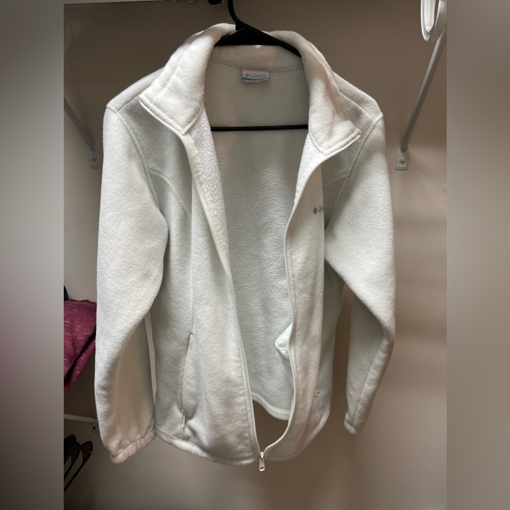 Columbia women’s zip front fleece jacket color-sea salt